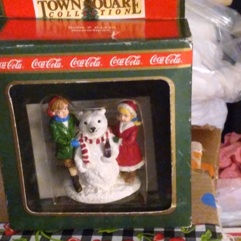 Vintage Hallmark Town Square Collection Coca-Cola Thirsty The Snowman
